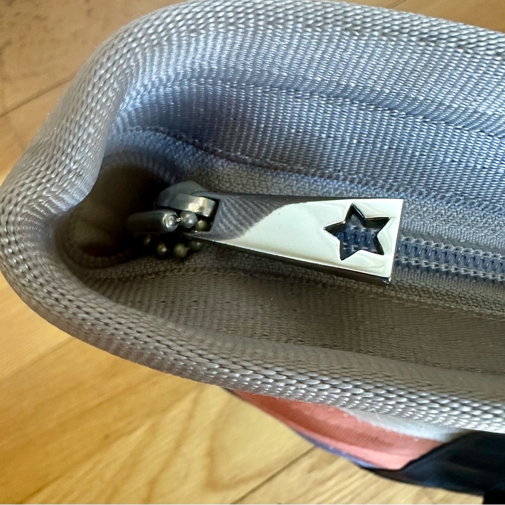 Harvey's "The Original Seatbelt Bag" Treecycle Medium Boat Tote - Picture 13 of 14